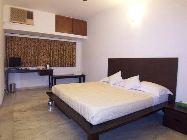 Vastu Shilp Guest House, Burhanpur 1